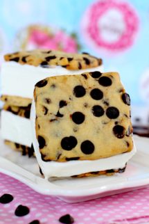 Foto de como hacer sandwich helado de galletas americanas y nata - Helado de nata - Receta de helado