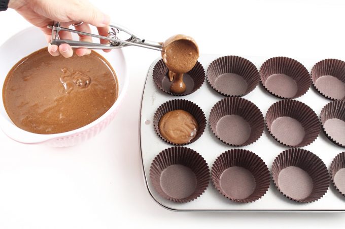 Receta de cupcakes de chocolate y fresa - como hacer cupcakes de chocolate fáciles