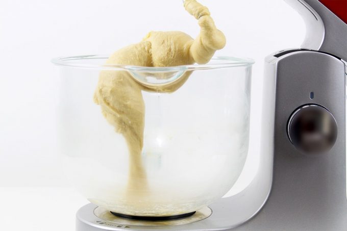 Como hacer brioche de Nanterre con chips de chocolate tierno