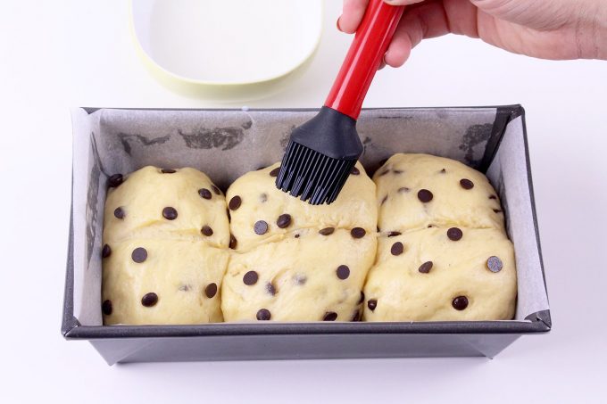 Como hacer brioche de Nanterre con chips de chocolate tierno