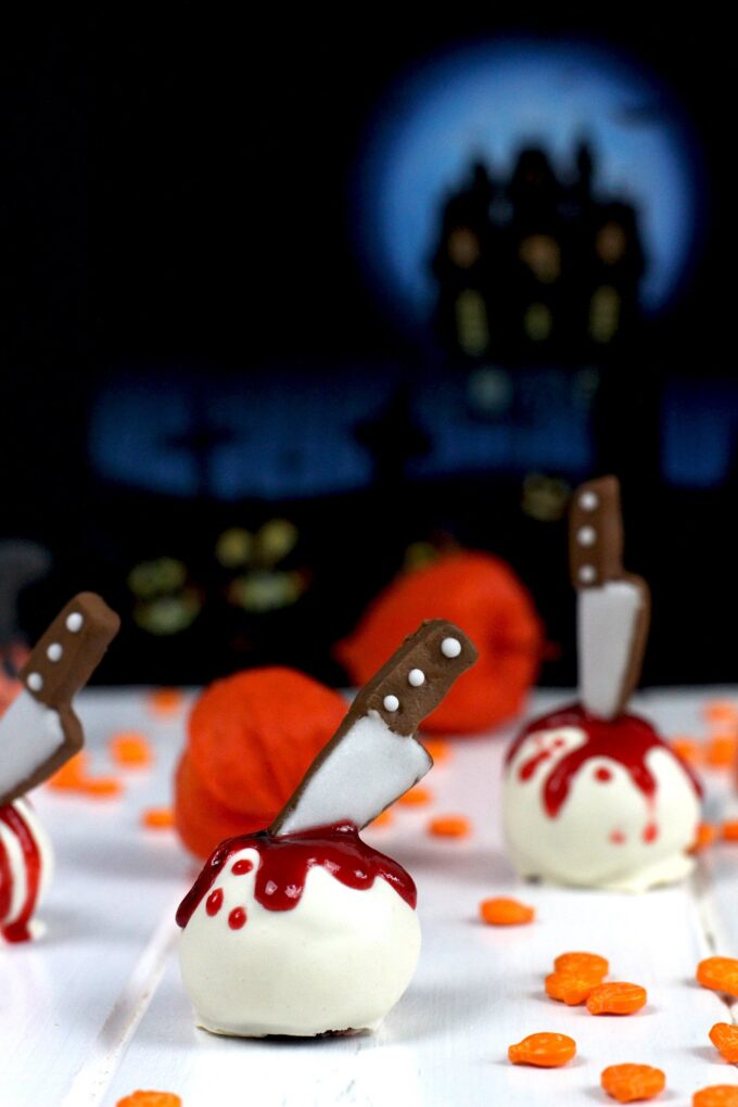 Cómo hacer trufas de Red Vevet y Oreo para Halloween