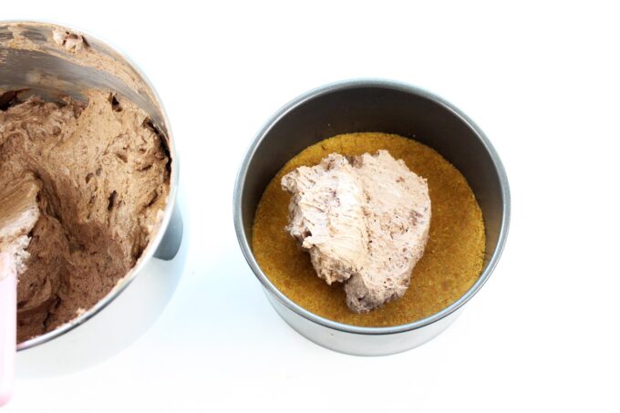 Cómo hacer Ferrero Rocher cheesecake sin horno