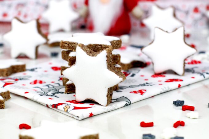Cómo hacer estrellas de canela fáciles para Navidad (Zimtsterne)