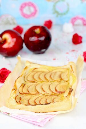Como hacer tarta de manzana con crema pastelera fácil
