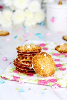 Cómo hacer galletas moscovitas con chocolate blanco y negro