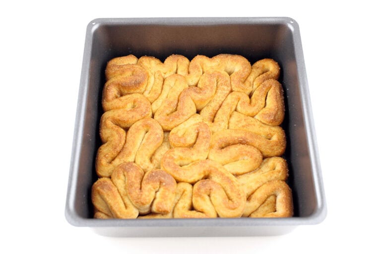 Cómo hacer rollos de canela para Halloween - Cinnamon Rolls