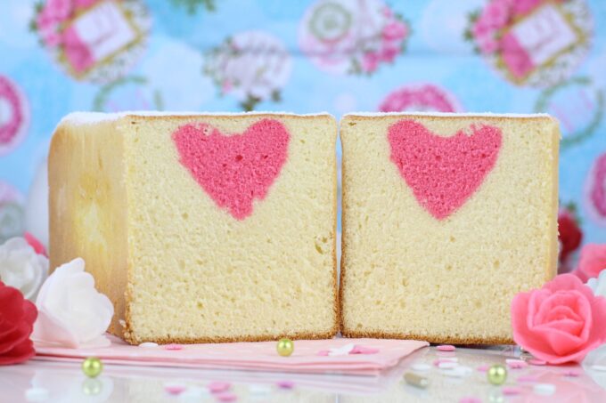 Bizcocho esponjoso de vainilla para san valentín (4)-min