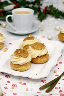 Profiteroles rellenos de crema de turrón (18)-min