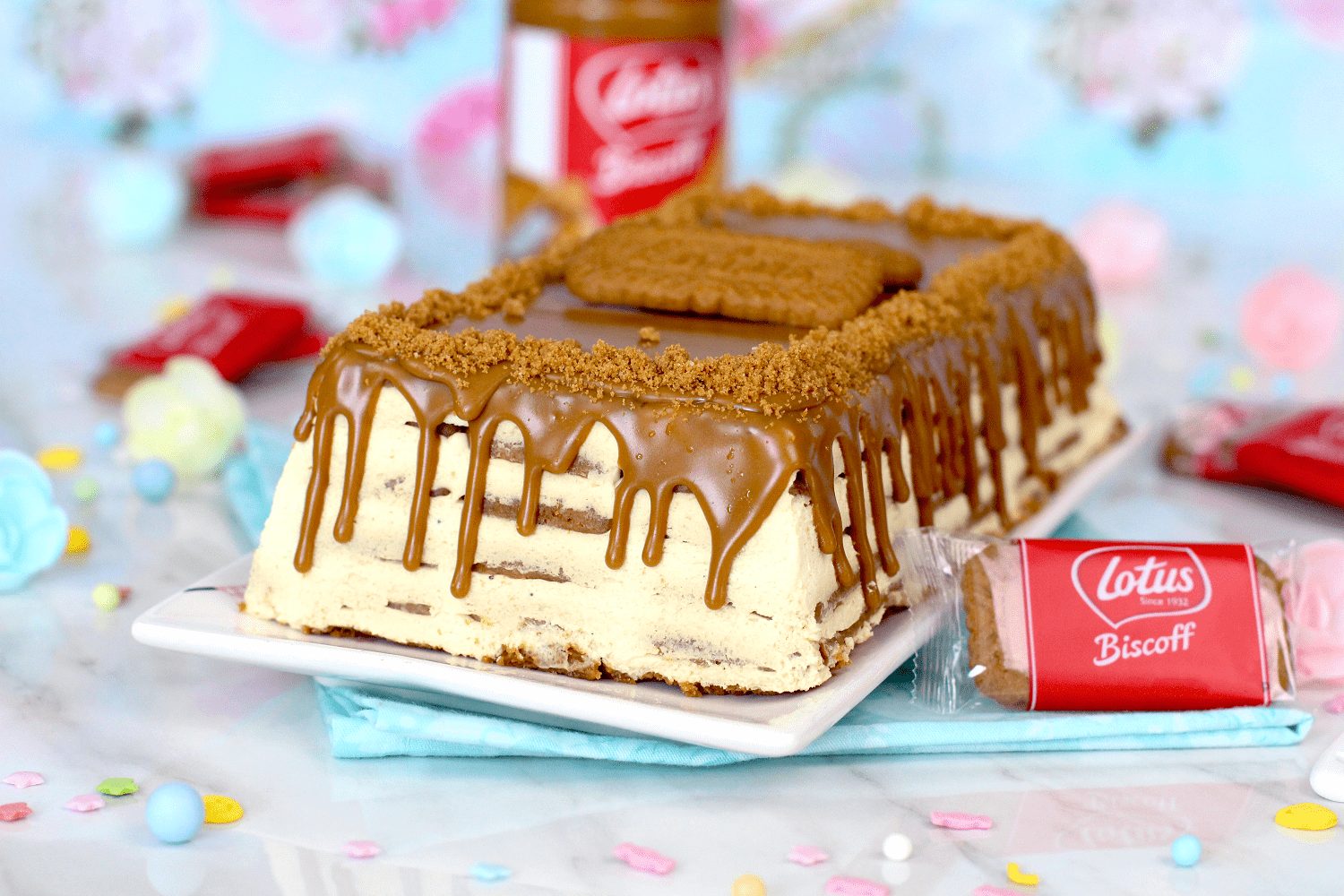 Tarta de la abuela con galletas Lotus y crema pastelera casera