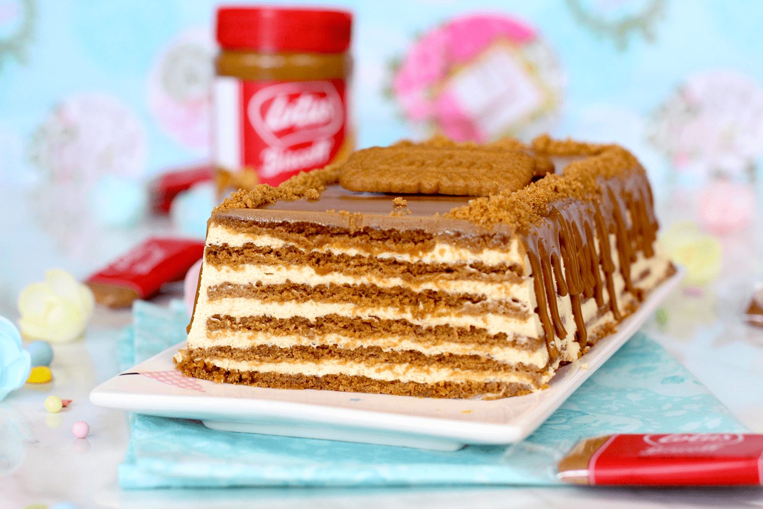 Tarta de la abuela con galletas Lotus y crema pastelera casera