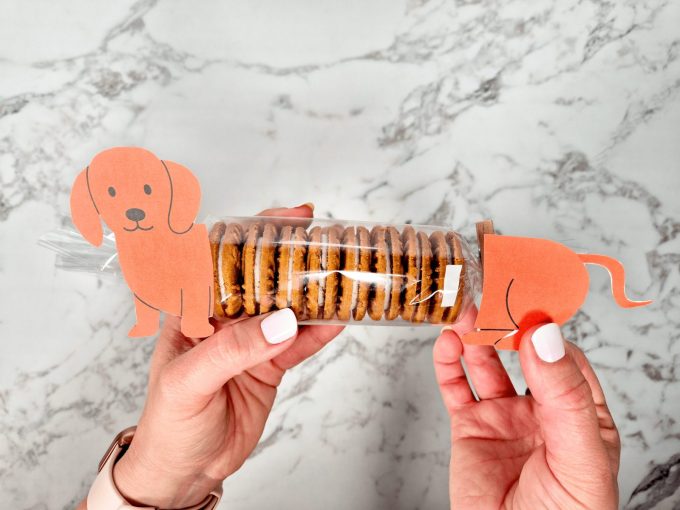 Recortables imprimibles para decorar galletas en forma de perrito