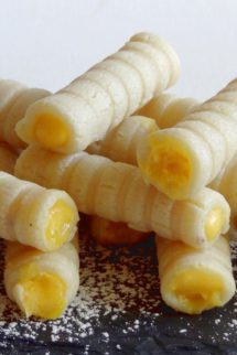 Foto de la receta de huesos de santo caseros