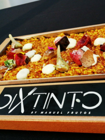 Foto del plato de arroz BURY AL HAMMA, nombre del Castillo de Baños, elaborado con el aceite de oliva virgen extra Bravoleum, por Noelia de Lolita la pastelera y Manuel Frutos del Restaurante Dixtinto de Jaén