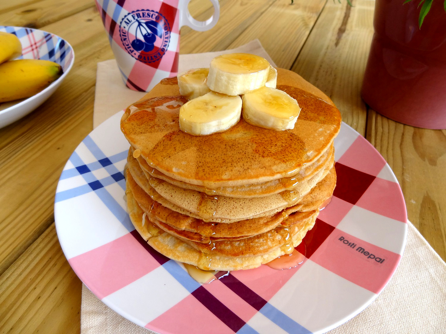 Foto de la receta de pancakes americanos de plátano con miel