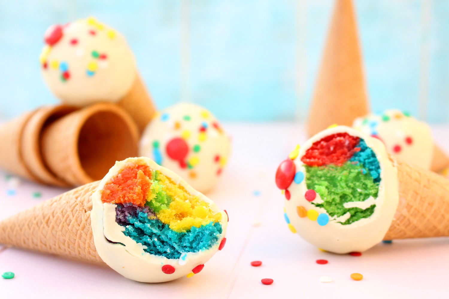 Foto de receta de cake pops en forma de helado