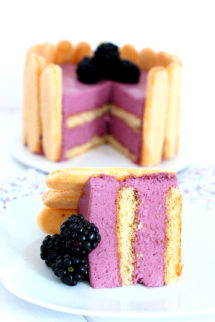 Foto de la receta de tarta Charlotte de moras