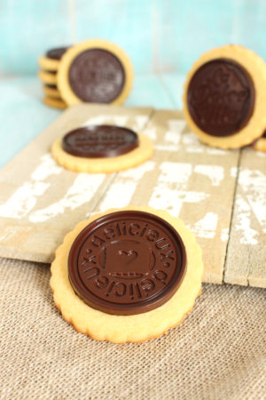 Foto de la receta de galletas de mantequilla con vainilla y chocolate