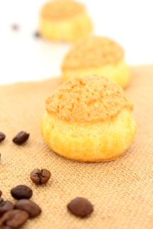 Foto de la receta de profiterol craquelín con relleno de café