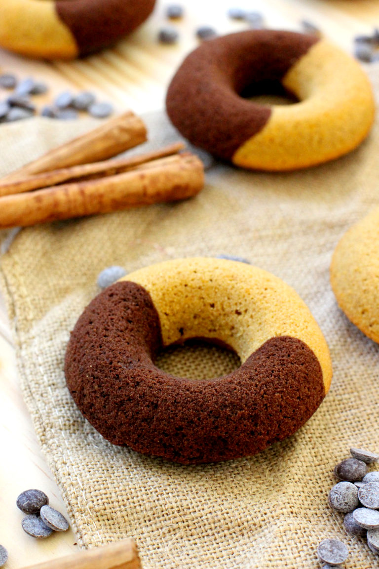 Foto de la receta de donuts de chocolate y calabaza