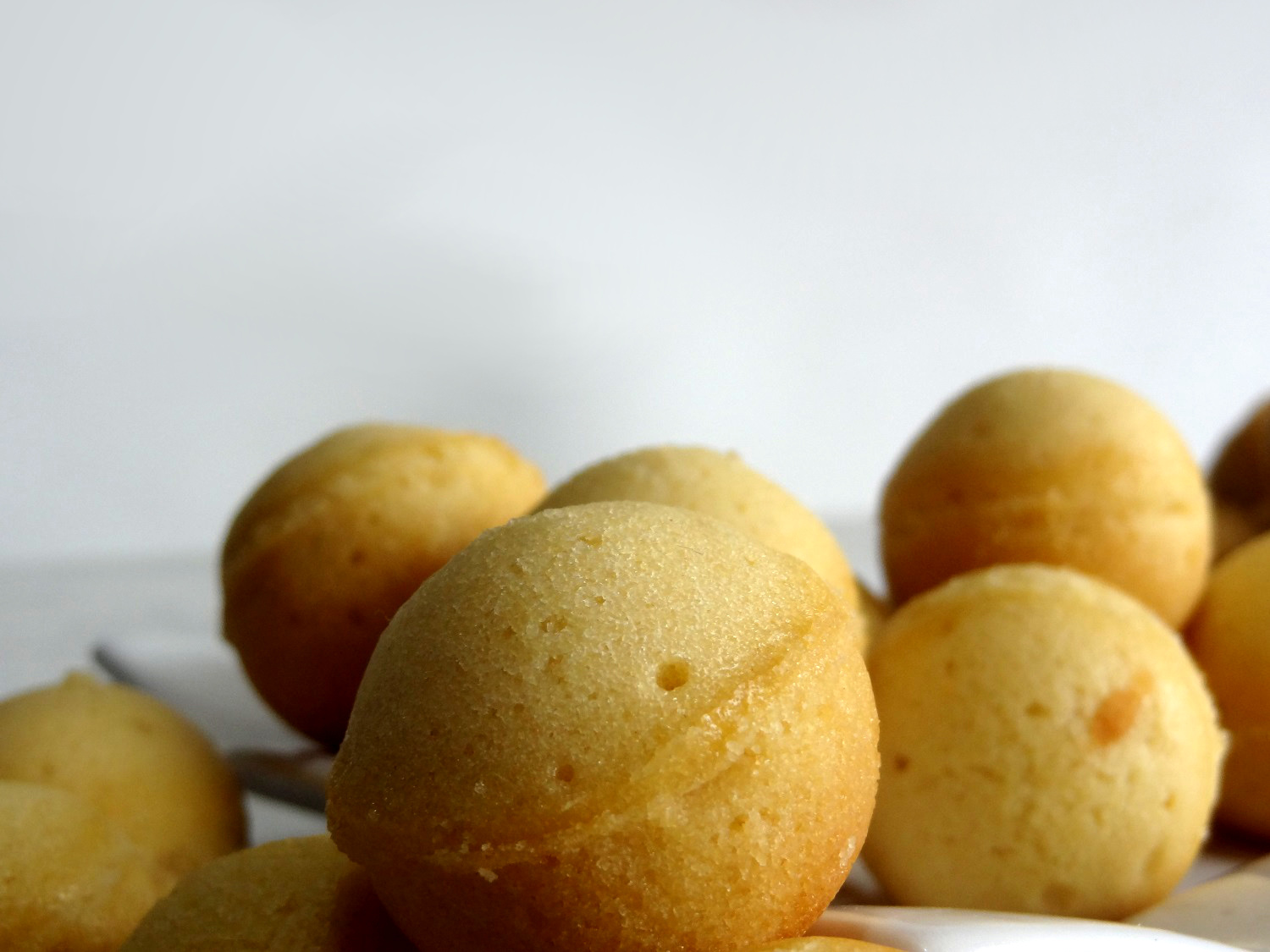 Foto de como hacer la base para cake pops con y sin molde