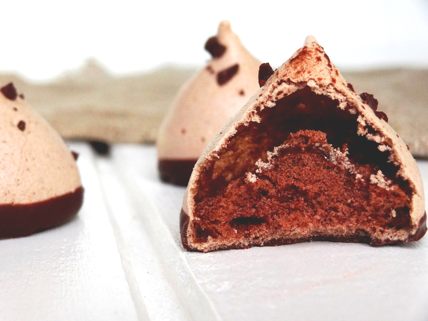 Foto de la receta de suspiros o merengues con chocolate