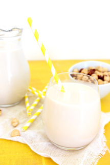 Foto de la receta de leche de avellanas casera