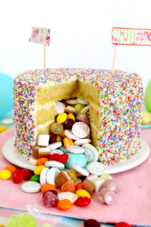 Foto de la receta de tarta de cumpleaños sorpresa