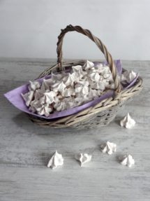 Foto de la receta de suspiros de merengue con canela