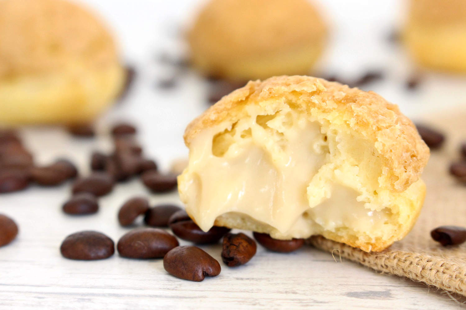 Foto de la receta de profiterol craquelín con relleno de café