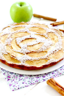 Foto de la receta de bizcocho de manzana y canela