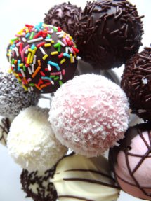 Foto de la receta de cake pops de chocolate y vainilla
